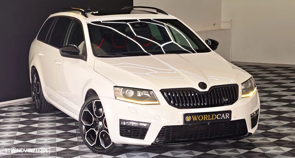 Skoda Octavia 2.0 TDI DSG RS - 9