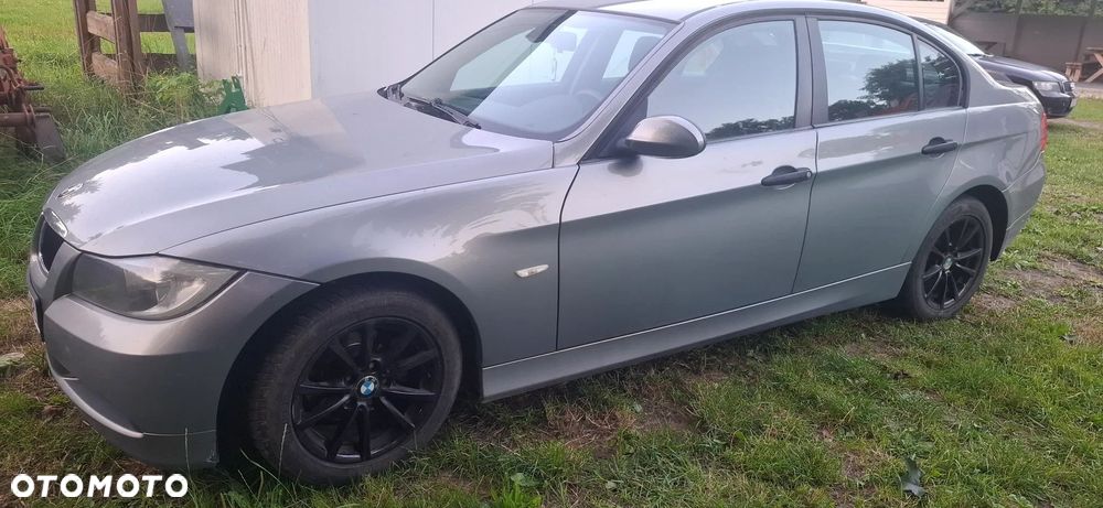 BMW Seria 3 318i - 2