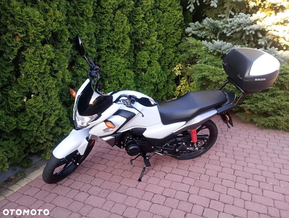 Honda CBF - 4