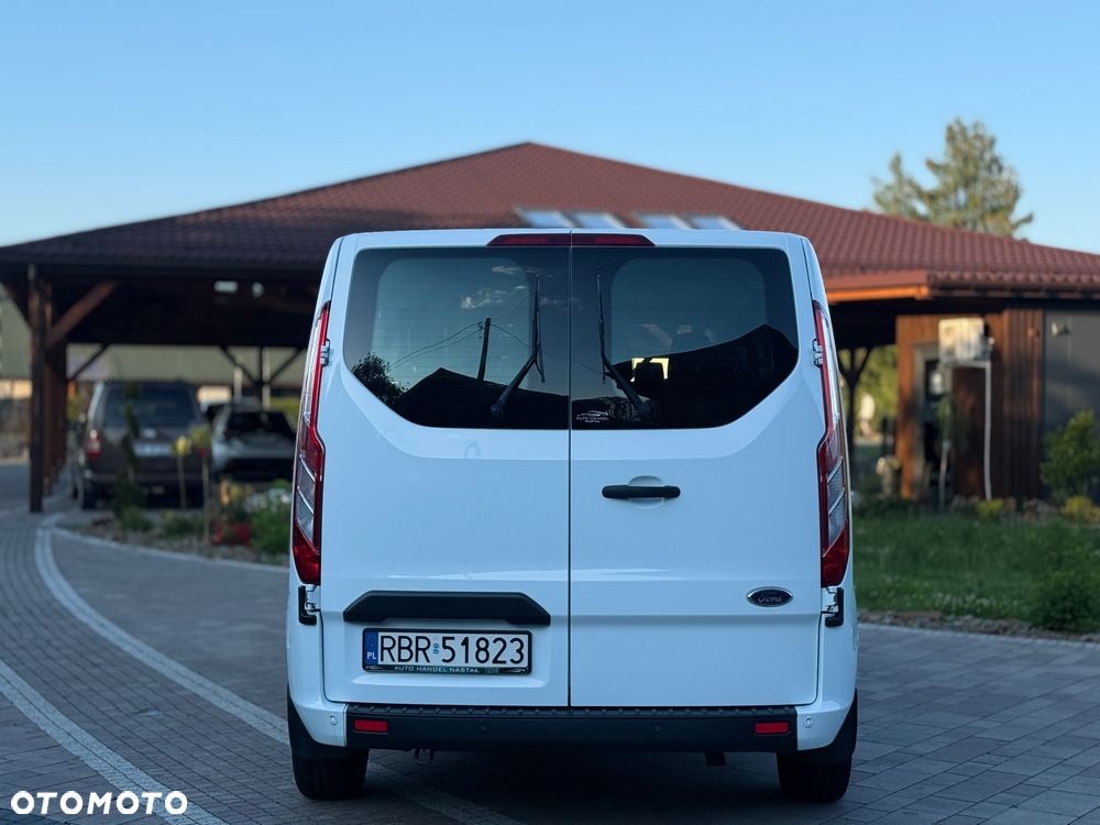 Ford Transit Custom - 11