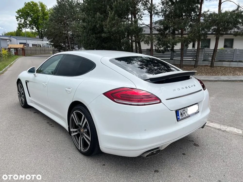 Porsche Panamera Edition - 4
