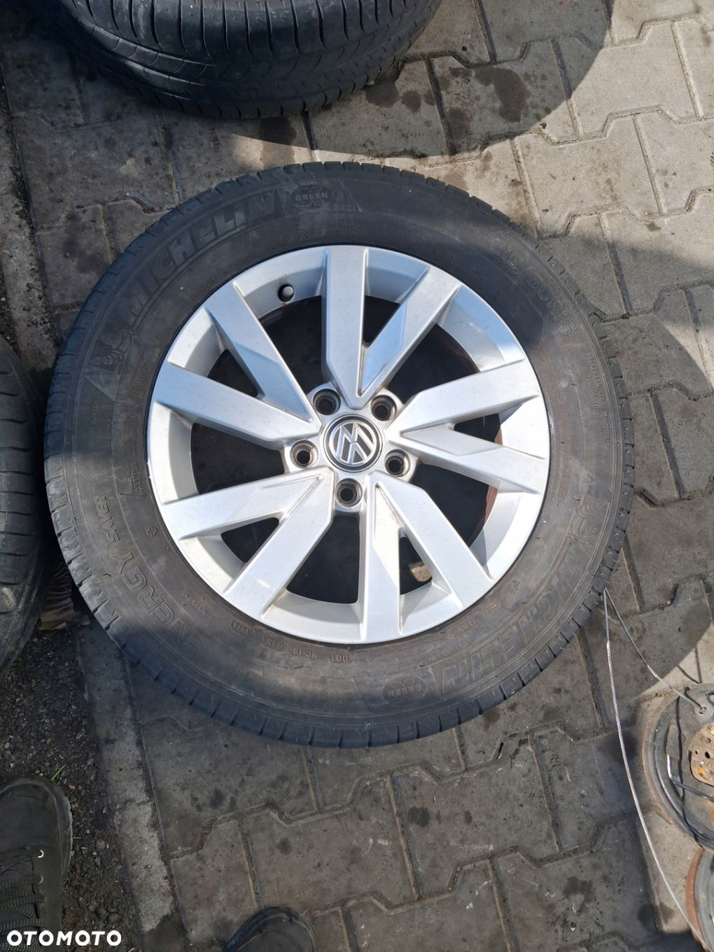 Koła felgi aluminiowe opony VW Passat B8 5x112 6.5" x 16" ET 41 3G0601025BJ - 2