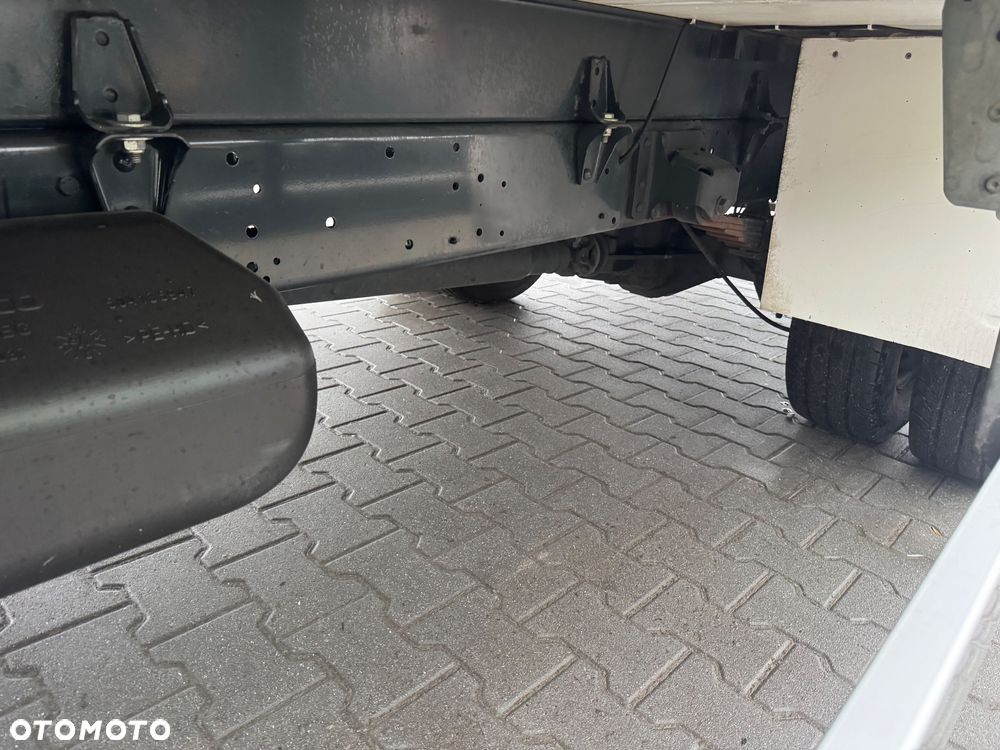 Iveco 72c18 ,70C17,,72C18,,70C15,,50C15,,50C17,,35C13,,35C14,,35C15 - 12