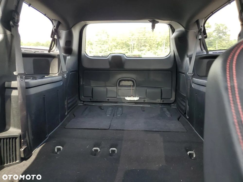 Dodge Grand Caravan 3.6 R/T - 11