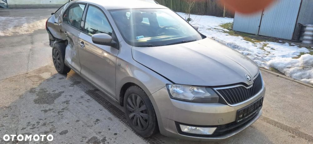 SKODA RAPID lampa lewy lub prawy przód europa - 9