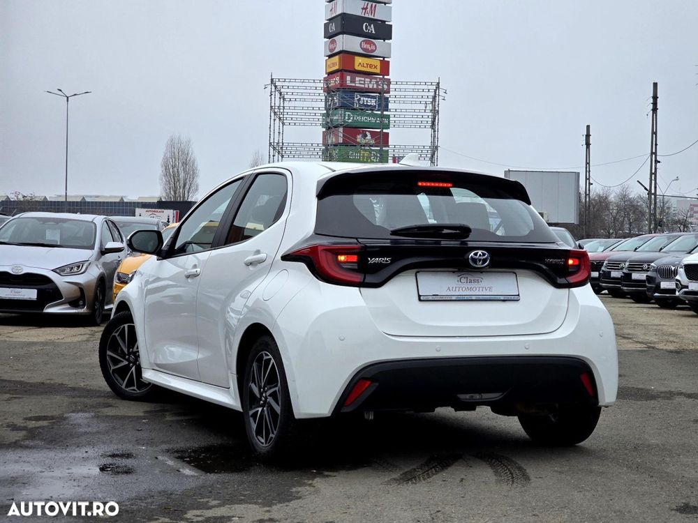 Toyota Yaris - 5