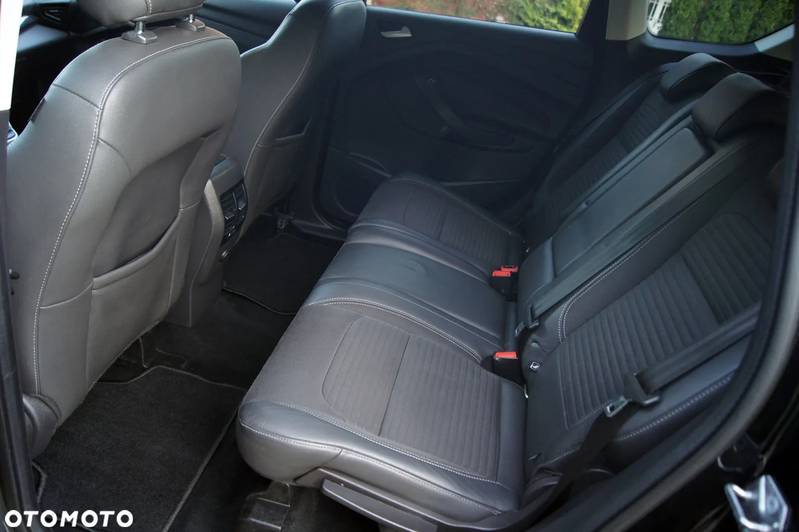 Ford Kuga 2.0 TDCi 4WD Titanium - 28