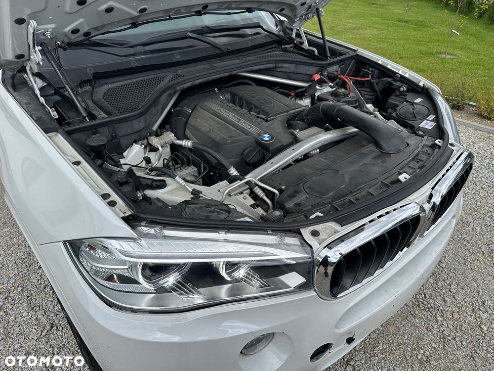 BMW X5 xDrive35i - 9