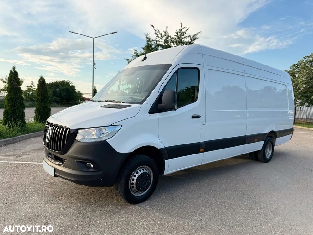 Mercedes-Benz Sprinter - 1