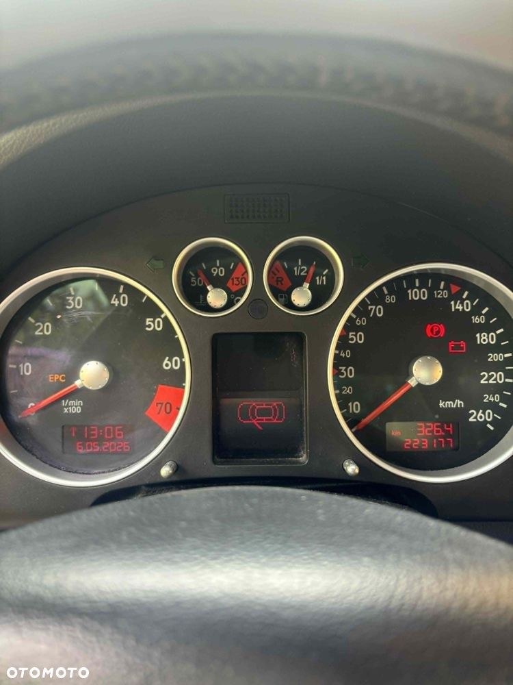 Audi TT Coupé 1.8T - 6