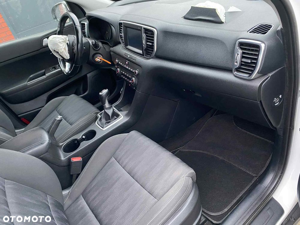 Kia Sportage 1.7 CRDI 2WD Spirit - 12