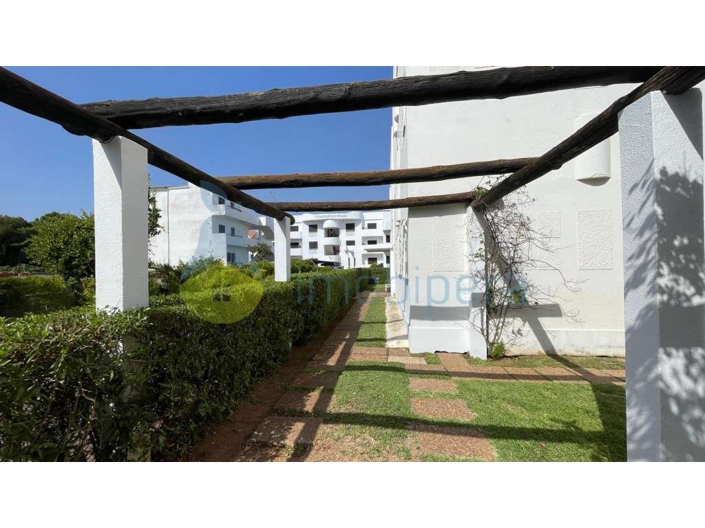 Apartamento T3 Renovado em 2025 com Piscina em Vilamoura - Grande imagem: 3/47