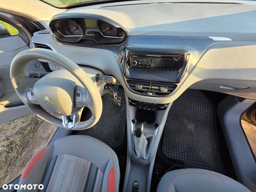 Peugeot 208 1.2 VTi Active - 16