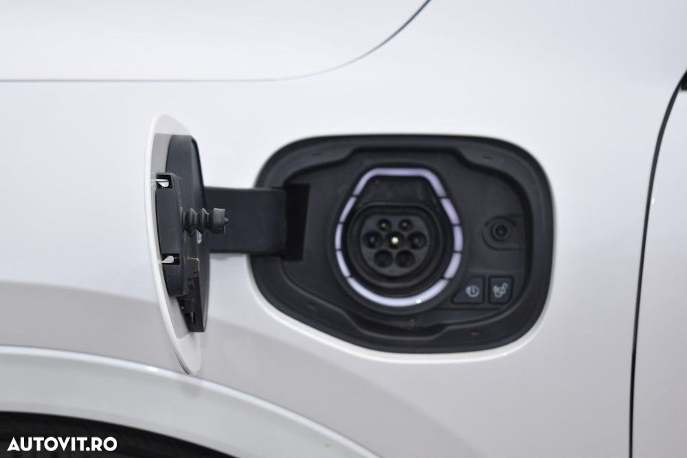 Ford Kuga - 7