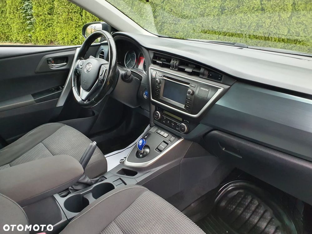 Toyota Auris - 18