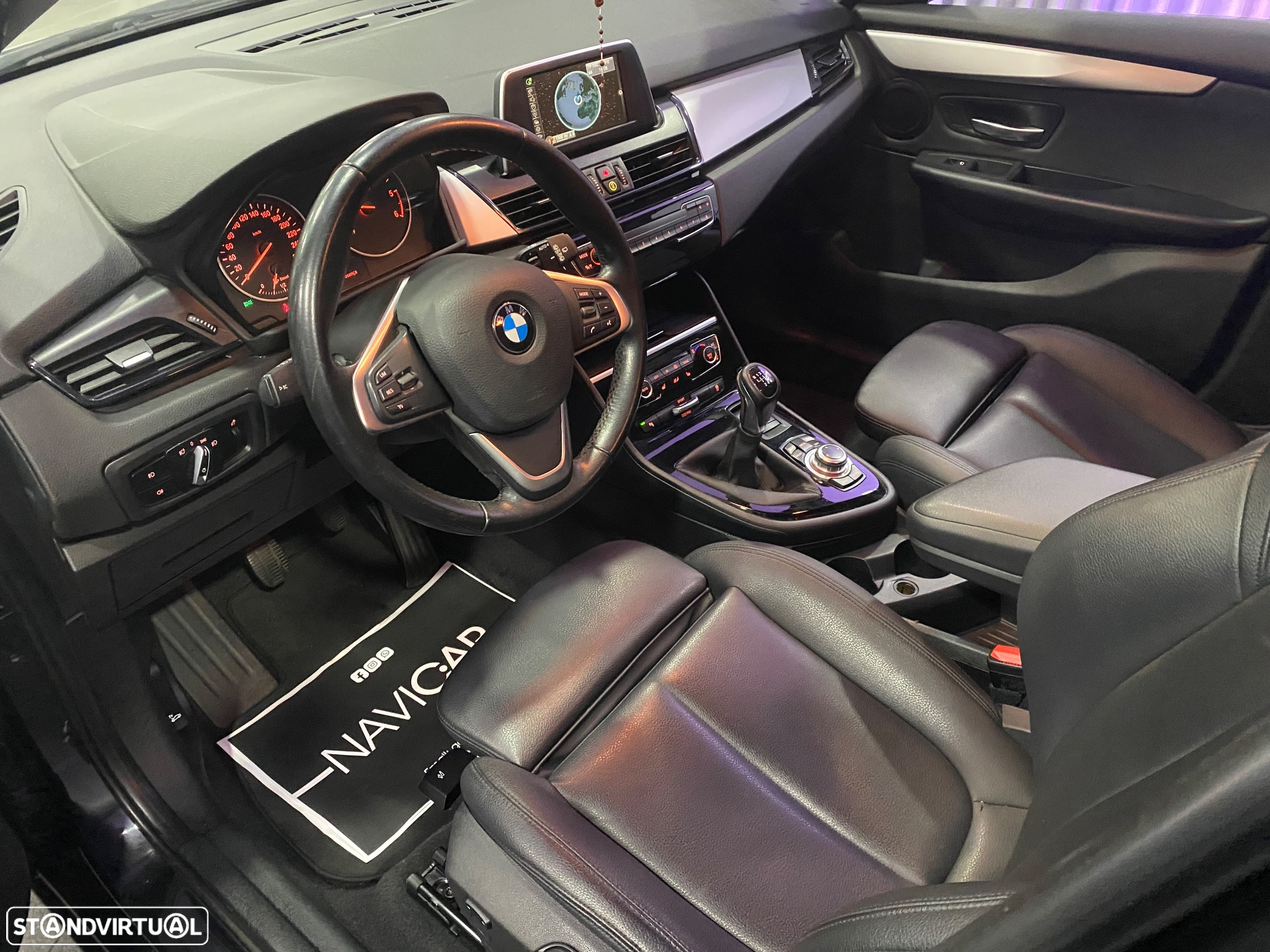 BMW 216 Active Tourer d Line Sport - 18