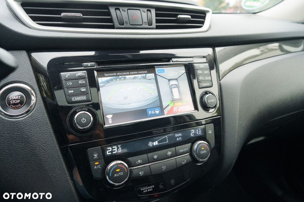 Nissan X-Trail 1.6 DIG-T N-Connecta - 23