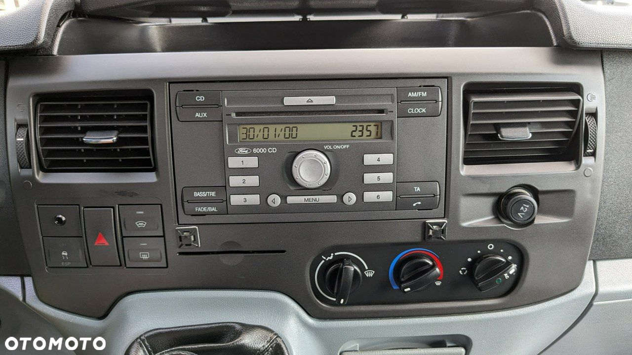 Ford Transit - 24