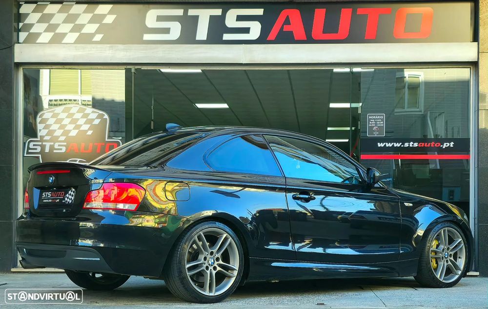 BMW 118 d Limited Edition Lifestyle c/ M Sport Pack - 13