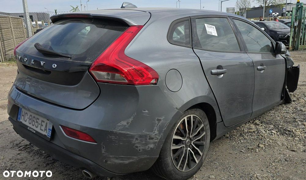 Volvo V40 - 12