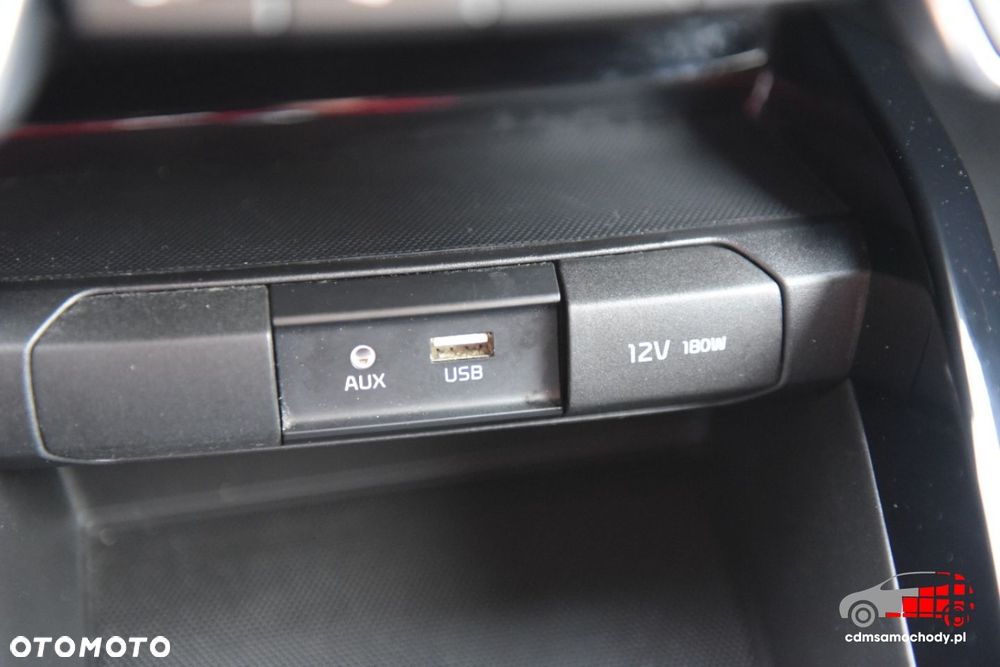 Kia Stonic - 32