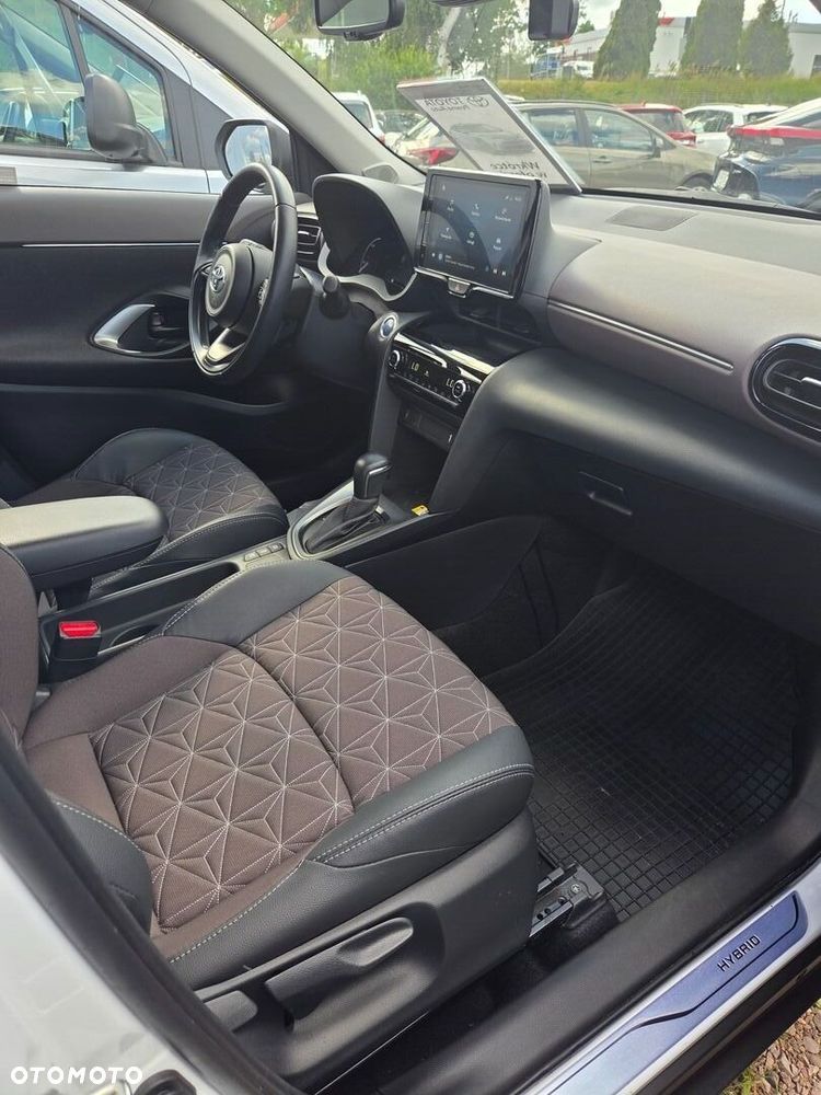 Toyota Yaris Cross - 21