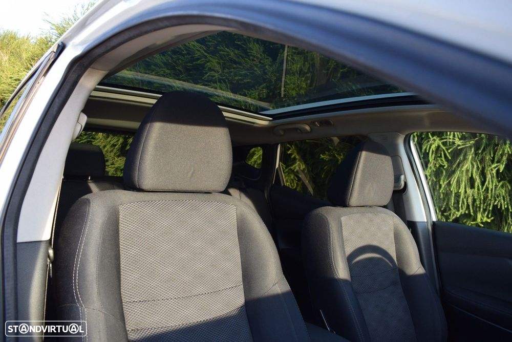 Nissan Qashqai 1.5 dCi N-Connecta J18+Led - 13