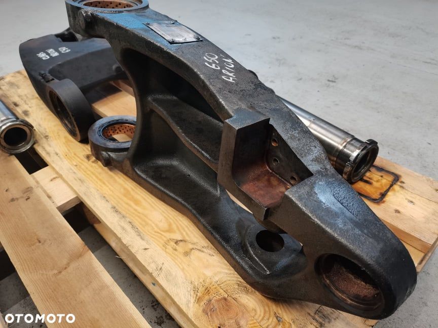 Steyr CVT 6195 {Wahacz dolny osi Carraro 12047 12048} - 3