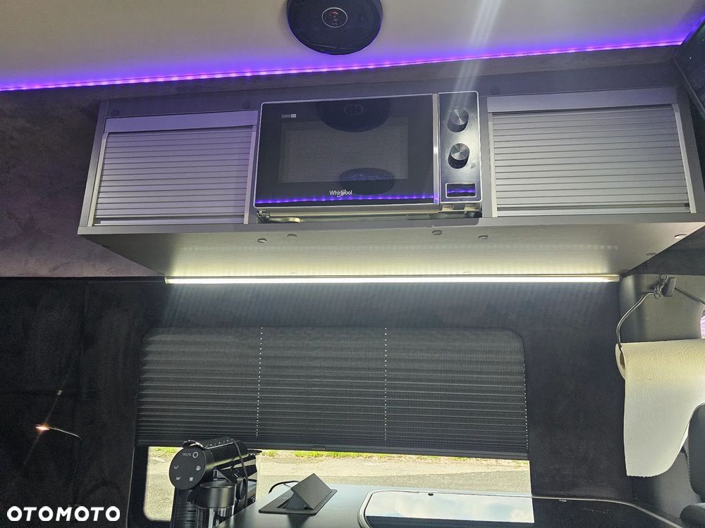 Mercedes-Benz SPRINTER - 21