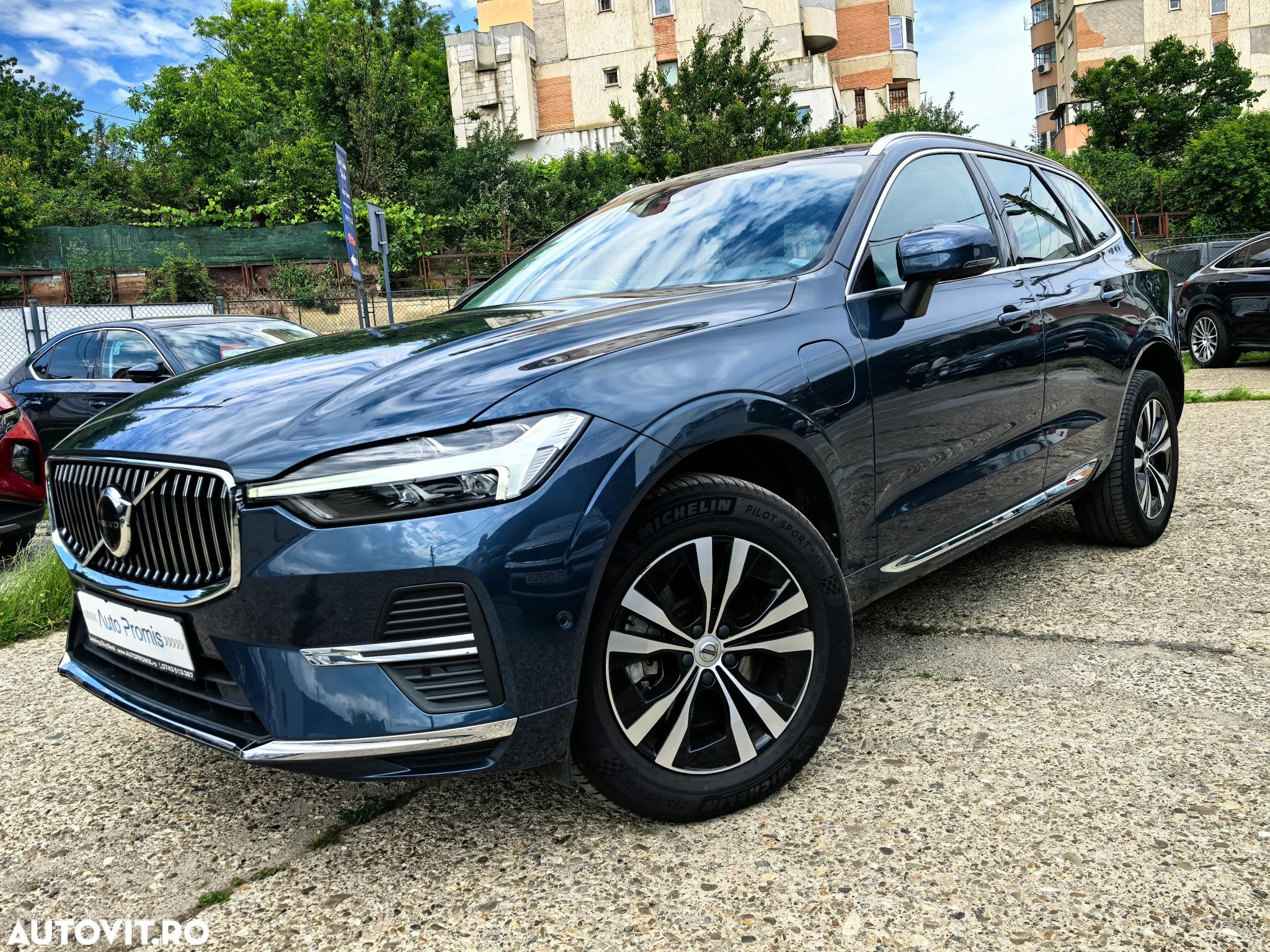 Volvo XC 60 T6 AWD Recharge Geartronic Inscription - 1