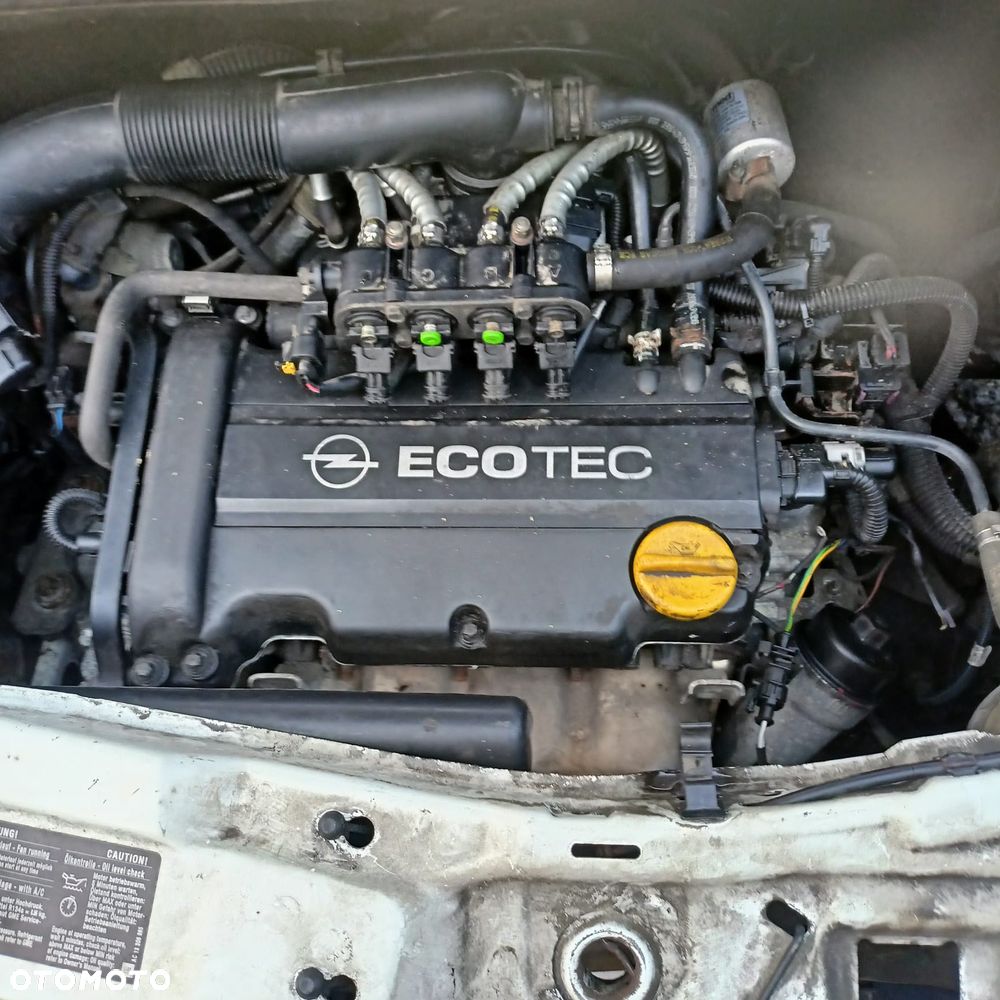 Opel Meriva 1.4 - 9