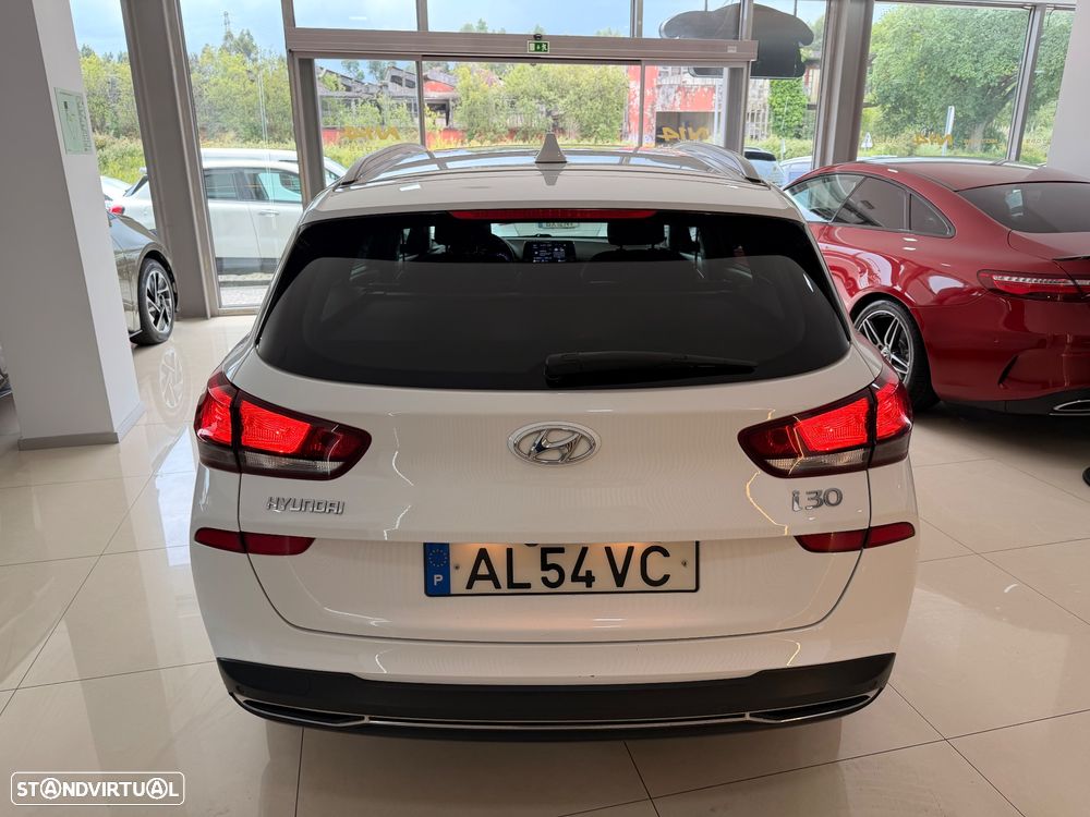 Hyundai i30 SW 1.6 CRDi Style+Navi - 7