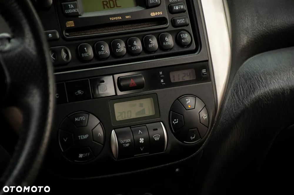 Toyota RAV4 2.0 VVT-i Sol - 32