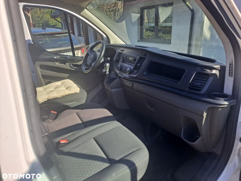Ford TRANSIT CUSTOM - 7