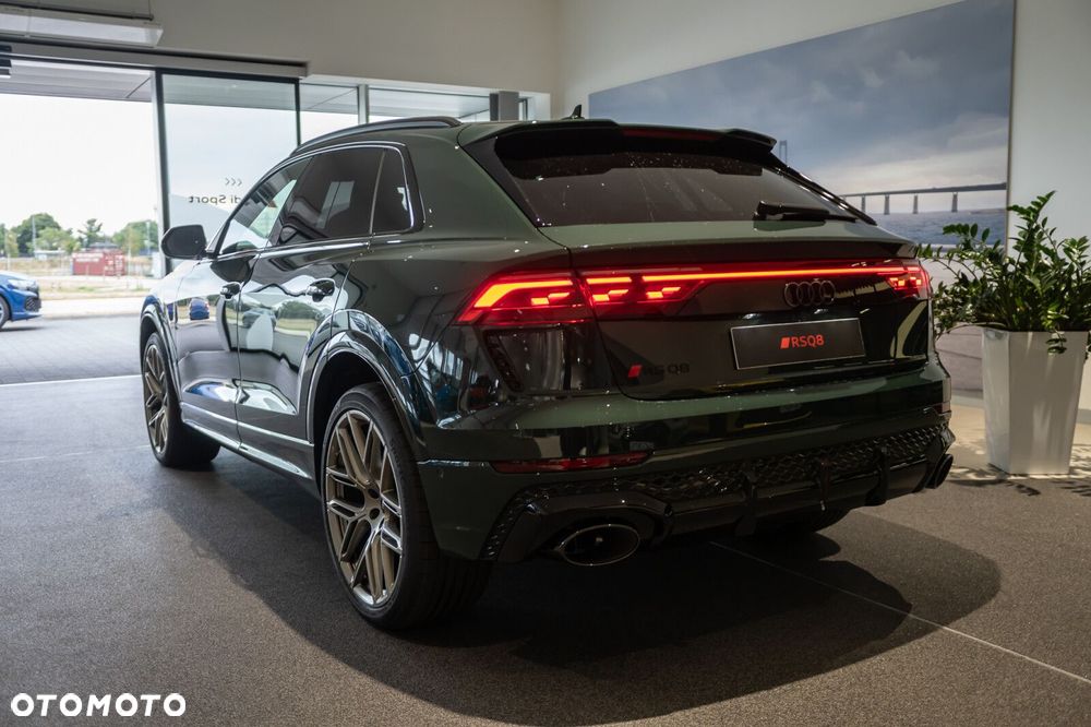 Audi RS Q8 - 3