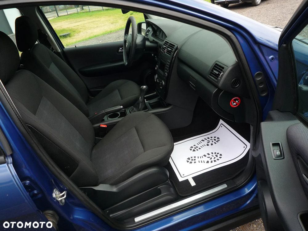 Mercedes-Benz Klasa A 180 BlueEfficiency - 29