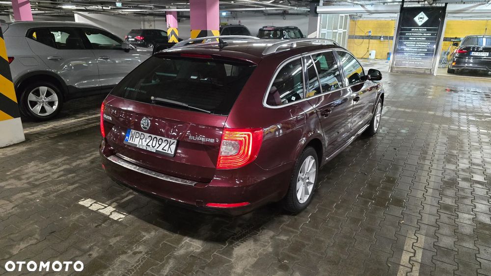 Skoda Superb 1.8 TSI Ambition DSG - 3