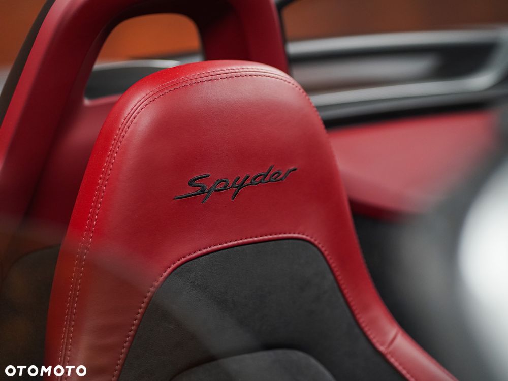 Porsche 718 Boxster Spyder - 23