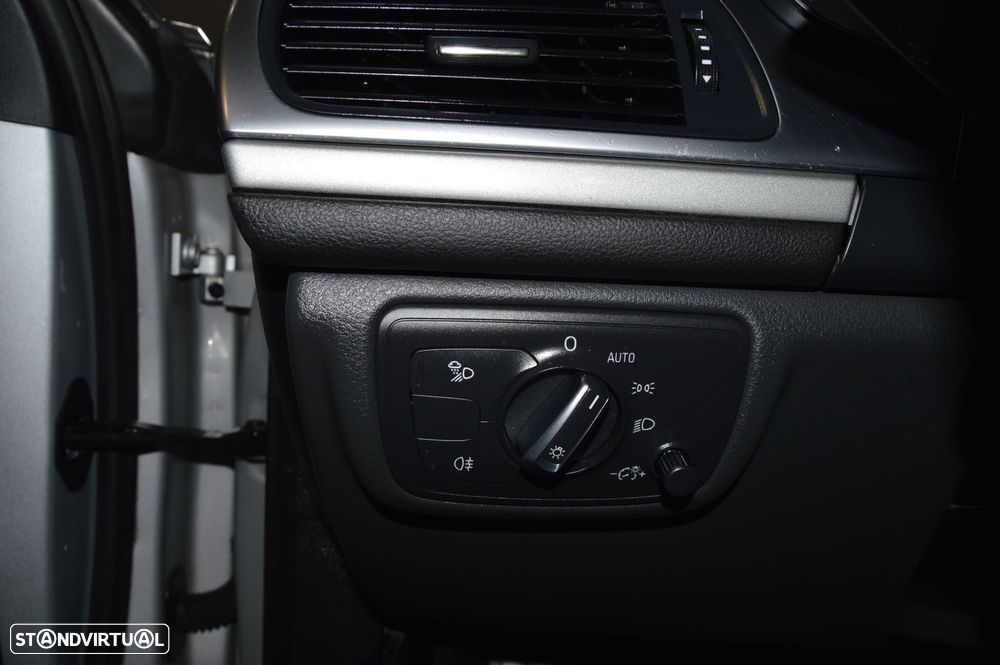 Audi A6 2.0 TDI S-line Multitronic - 38