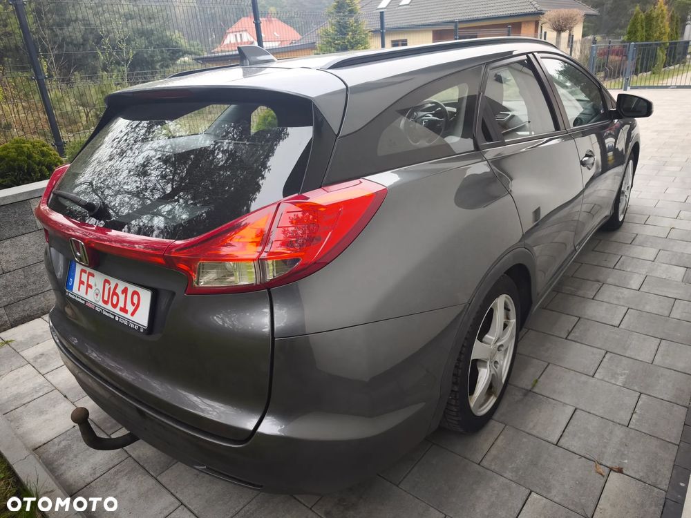 Honda Civic 1.6 i-DTEC Comfort Black Edition - 4