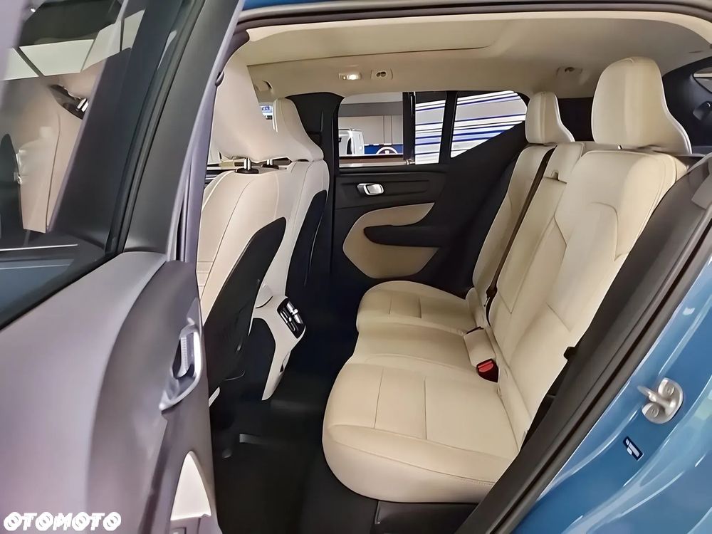 Volvo XC 40 B5 B AWD Ultimate Dark - 10