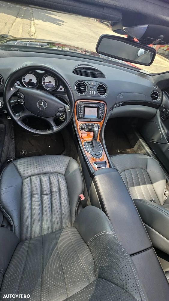 Mercedes-Benz SL 55 AMG - 10