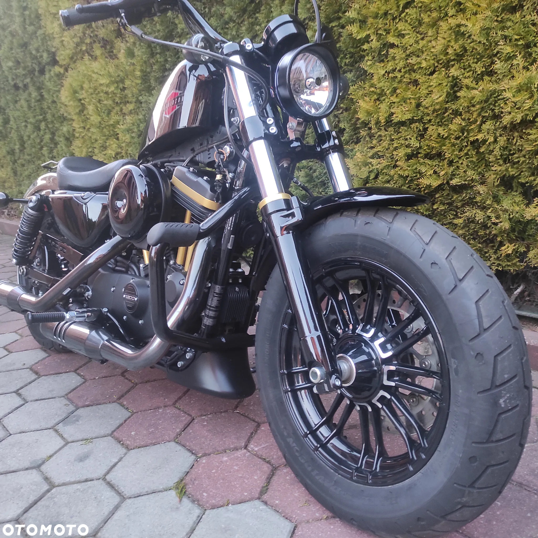 Harley-Davidson Sportster Forty-Eight - 12
