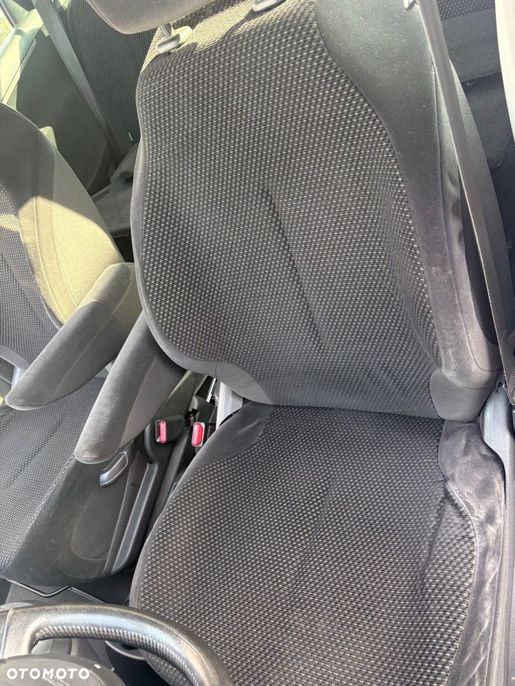 Citroën C4 Picasso - 9