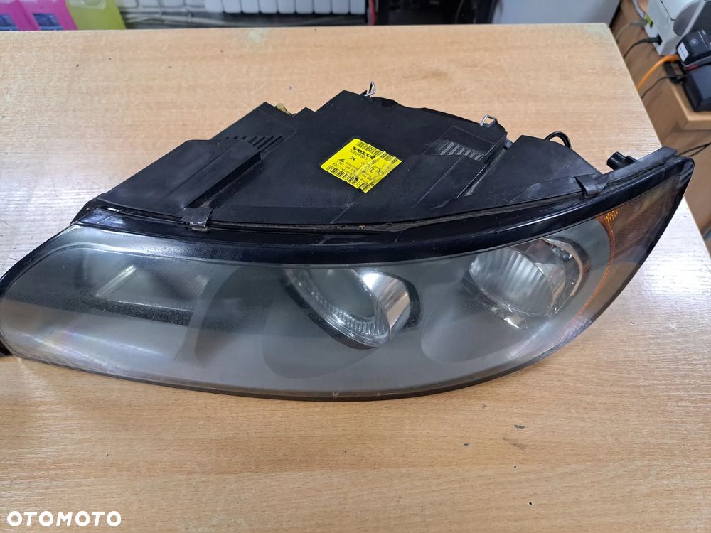 VOLVO V50 S40 II LAMPA LEWA PRAWA LEWY PRAWY PRZÓD EUROPA - 7