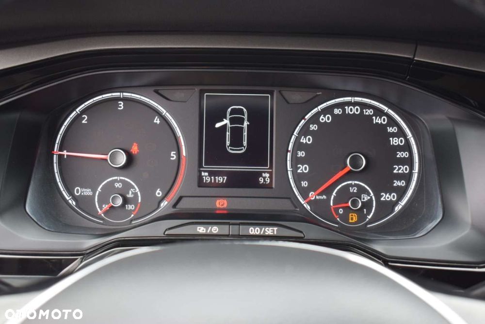 Volkswagen Polo - 26