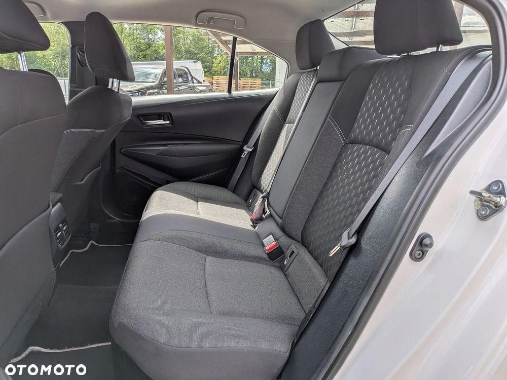 Toyota Corolla 1.8 Hybrid Comfort - 29