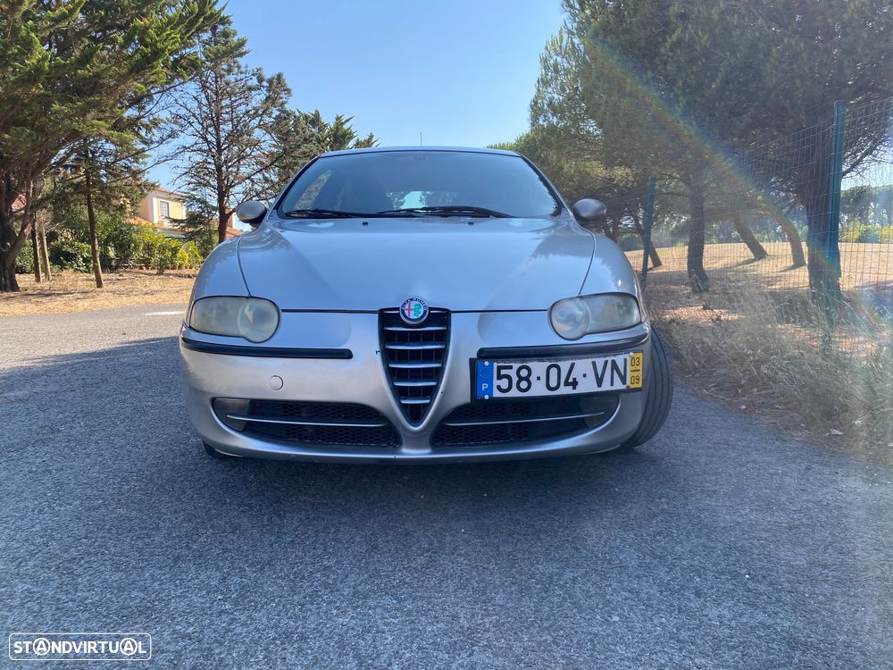 Alfa Romeo 147 1.6 TS - 2