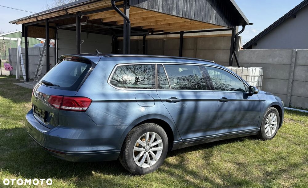 Volkswagen Passat Variant 2.0 TDI (BlueMotion Technology) Comfortline - 5