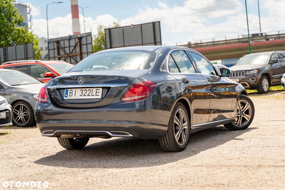 Mercedes-Benz Klasa C 180 9G-TRONIC Edition - 8